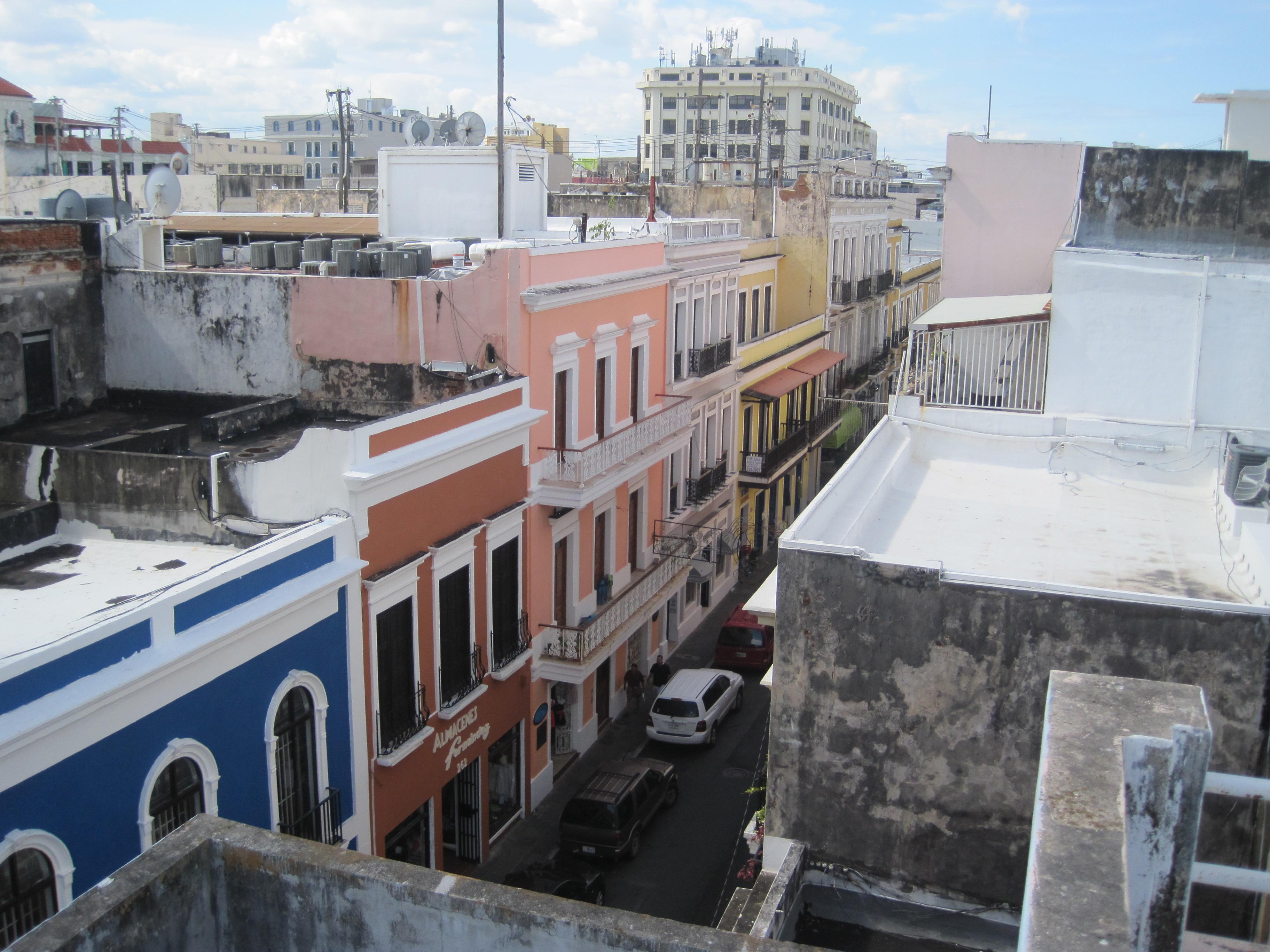Calle de San Francisco 269 - San Juan (Viejo San Juan) - 2011 00090